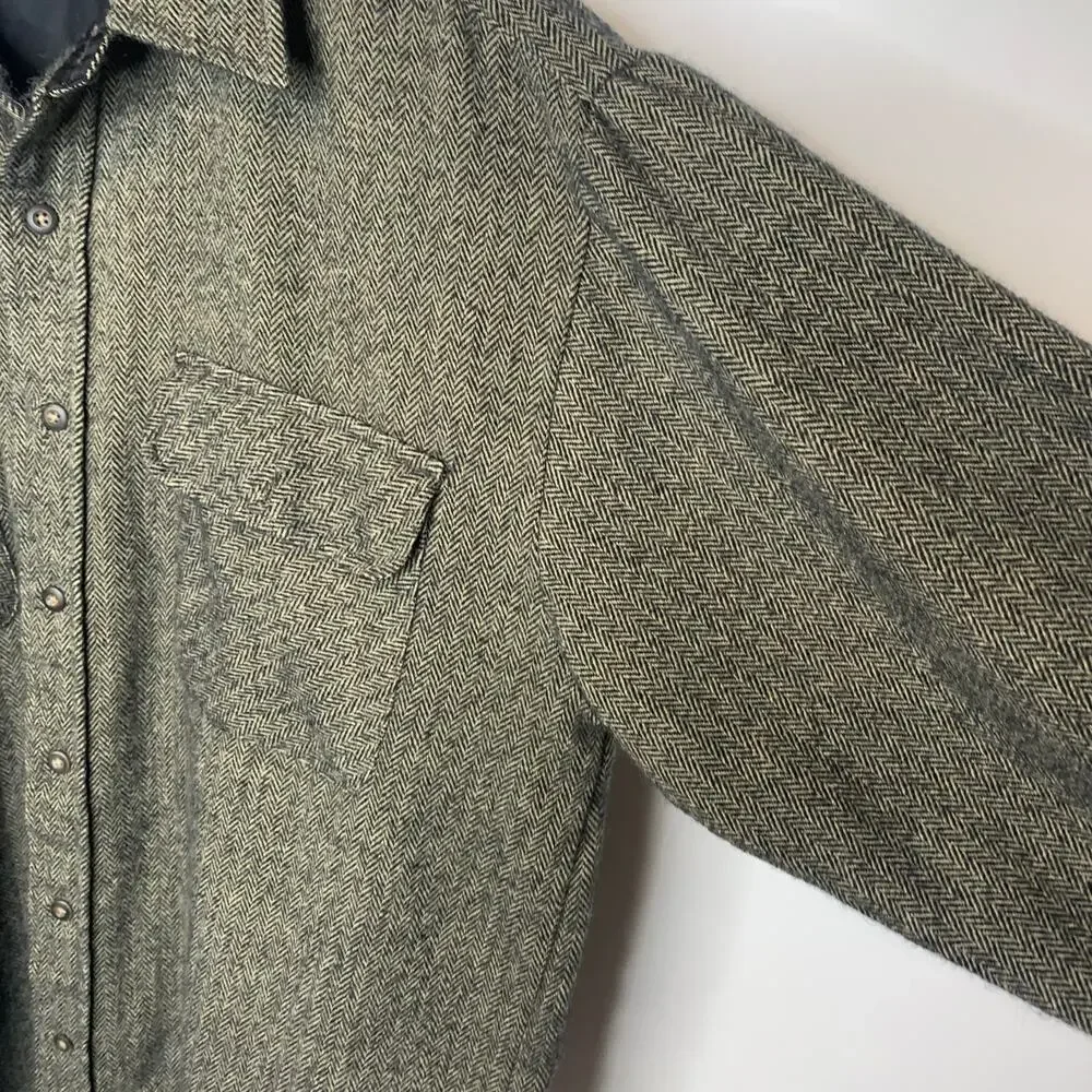 Vintage Van Heusen  Herringbone Shacket Sz 15 1/2